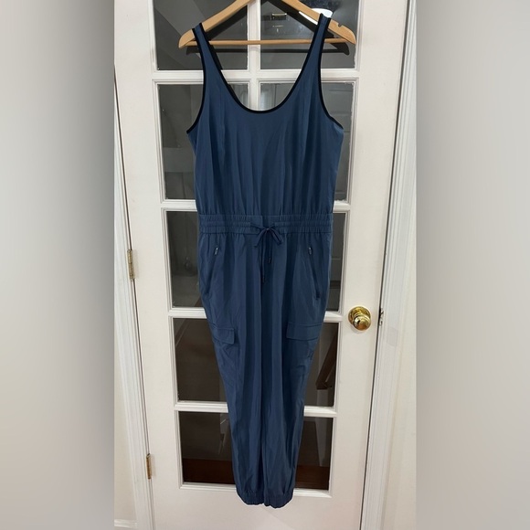 Athleta Unbound Jumpsuit jogger - Size M - Picture 2 of 7